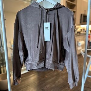 Alo Yoga brand new hoodie velvety creamy taupe color